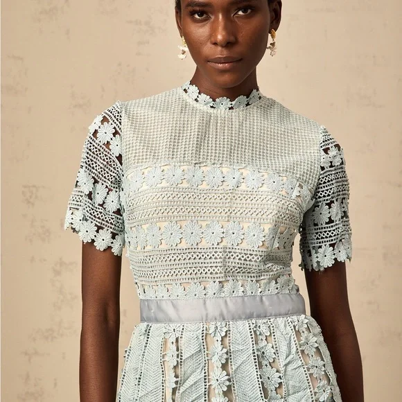 Elegant Lace Maxi Dress in Soft Icy Mint Color - Picture 8 of 15